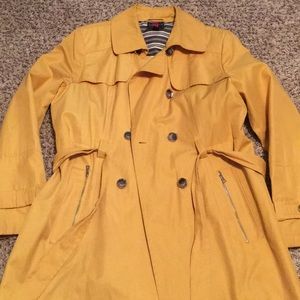 Gallery (Nordstrom) XL yellow trenchcoat